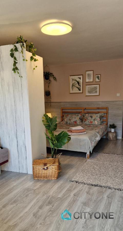 Wakacyjne Topos One Apartamento *